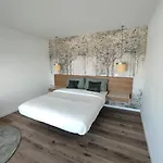 Afrodite Styling Penthouse Apartment *