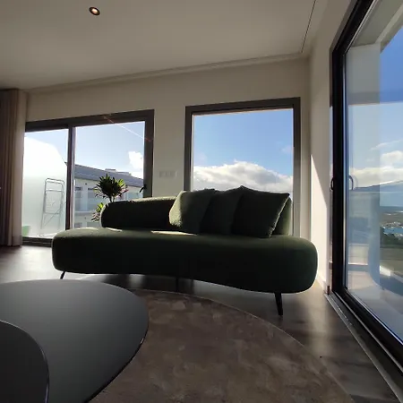 Afrodite Styling Penthouse Apartment *